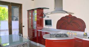 Cucina artigianale moderna Saro design esclusivo in legno